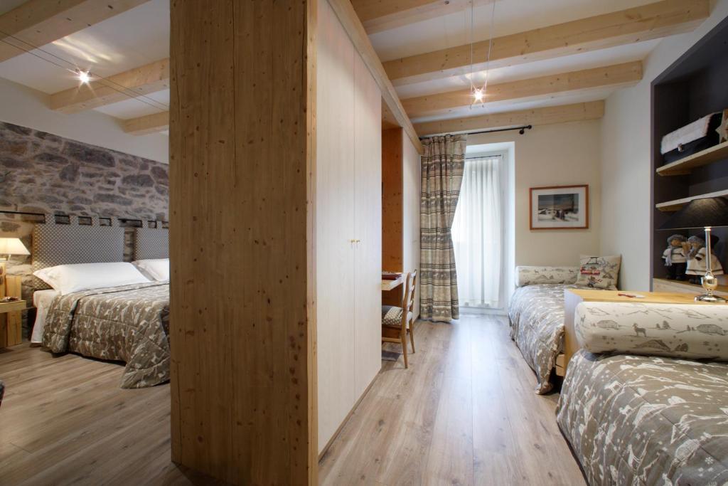 Hotel Savoia Dal 1924 San Martino Di Castrozza Habitación foto